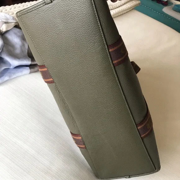 Coach Large Smith Leather Tote Purse in Olive Green, With Scarf - Picture 8 of 16